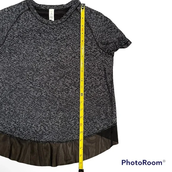 lululemon quick pace short sleeve soundwave white black Preowned great condition - Picture 7 of 10